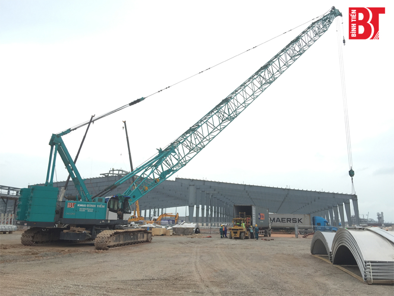 Bình Tiến Crane cho thuê thiết bị nâng hạ tại nhà máy Lọc dầu Nghi Sơn