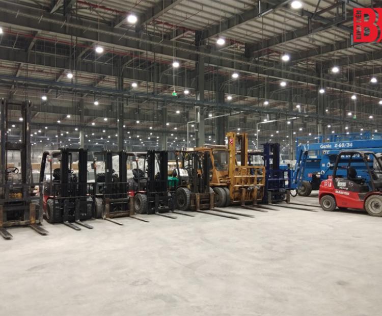 Warehouse for rent